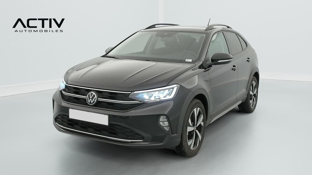 Volkswagen Taigo : vue avant trois quarts gauche avec optiques à LED et jantes alliage
