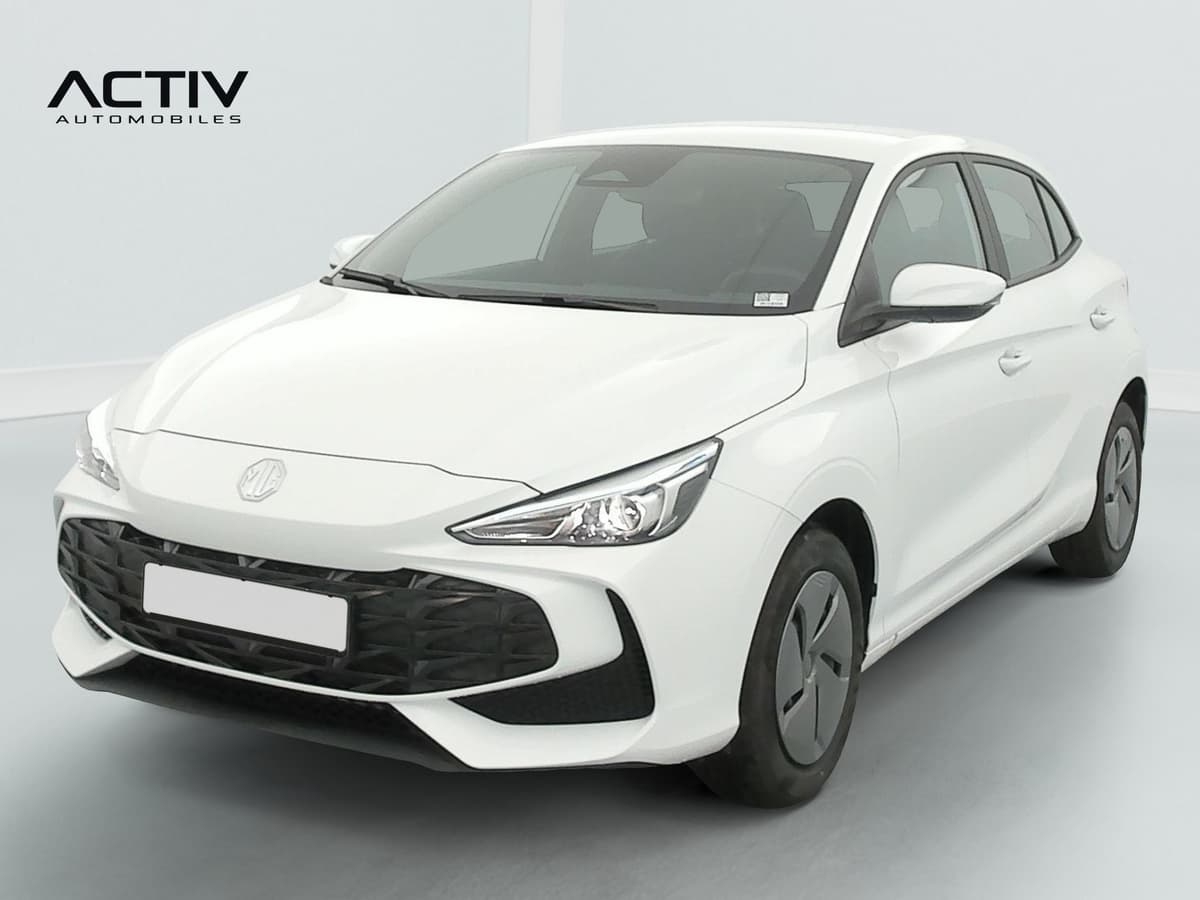 Mg MG3 : citadine blanche vue de l'avant trois quarts gauche, jantes acier avec enjoliveurs