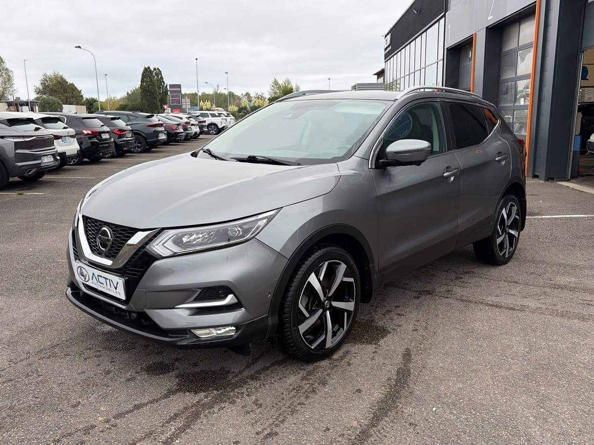 Nissan Qashqai 2018 d'occasion, boîte automatique, essence, 117 214 km