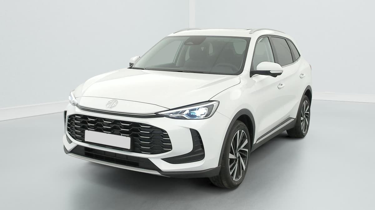 Mg ZS : SUV blanc vu de l'avant trois quarts gauche, jantes alliage et rails de toit